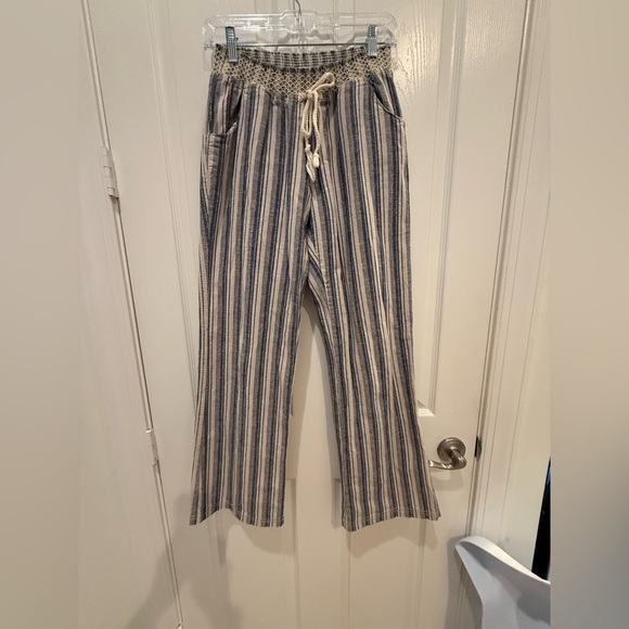 Kiss of Joy Pants - Kiss of Joy Striped Blue and White Pants L